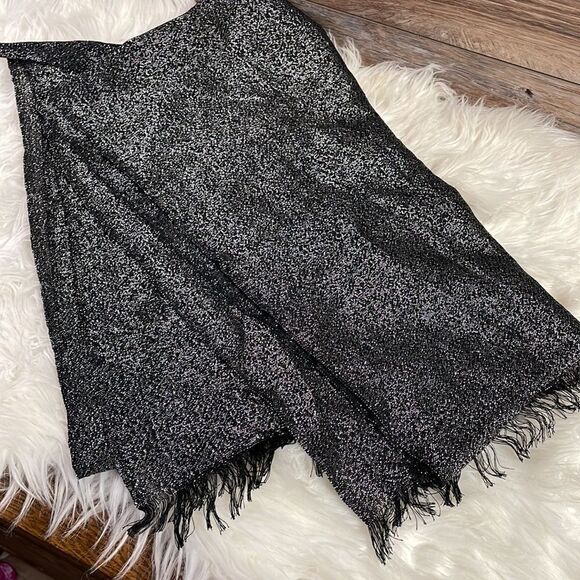 Ladies Black Metallic Shawl Wrap, Black Sparkly - Picture 3 of 6